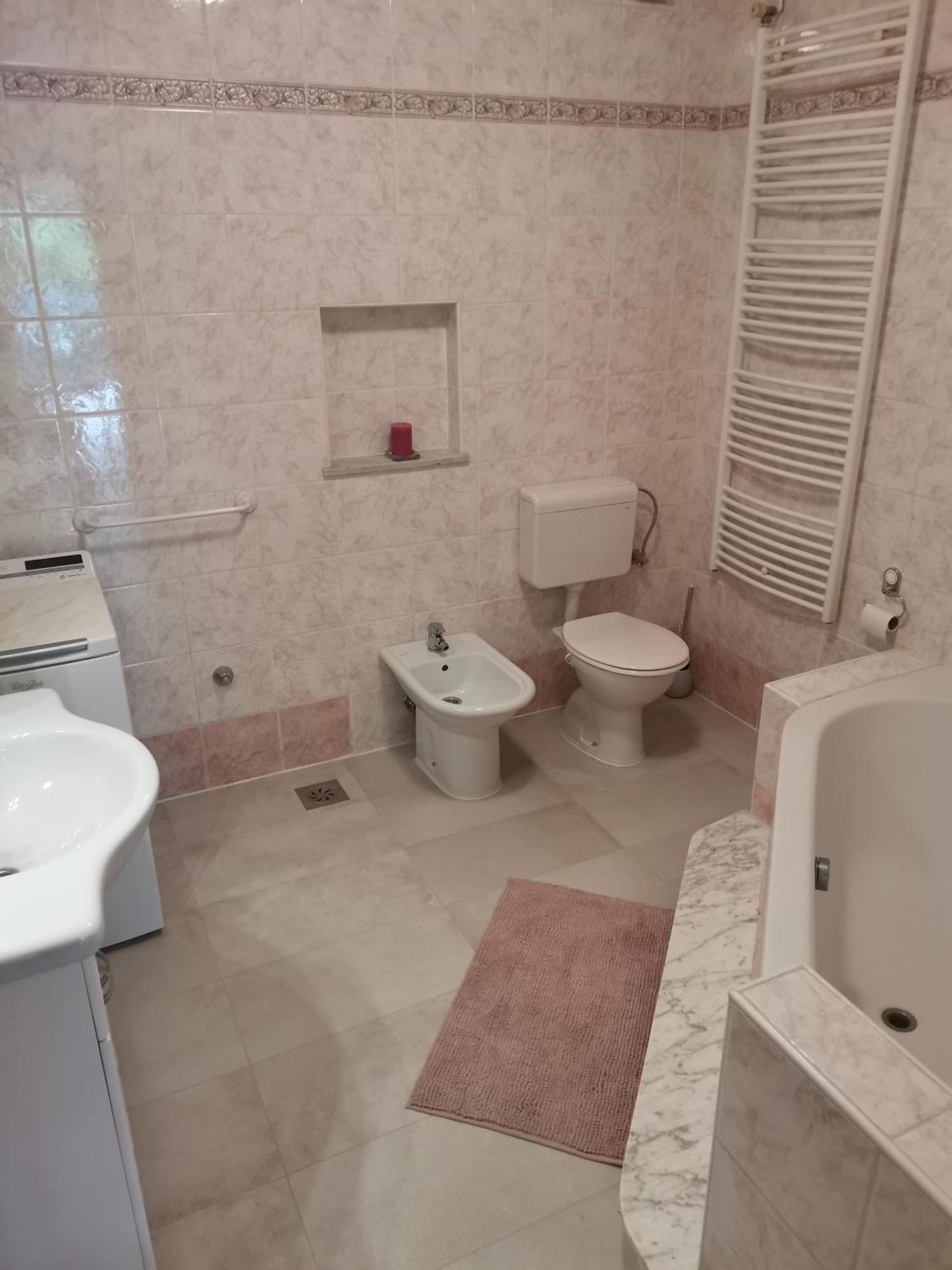 Pri Noni "Istracycle" Apartment Люция Екстериор снимка