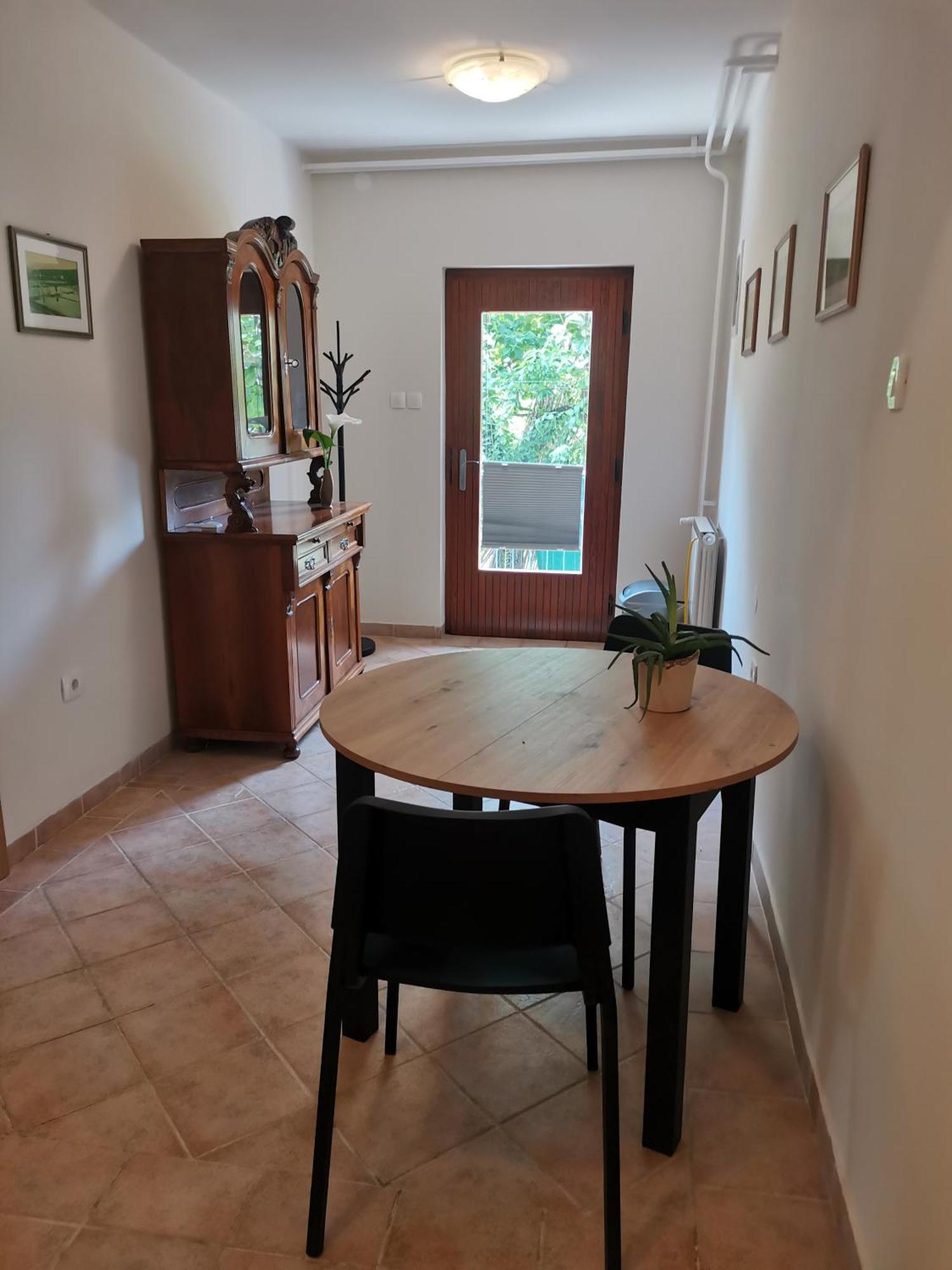 Pri Noni "Istracycle" Apartment Люция Екстериор снимка